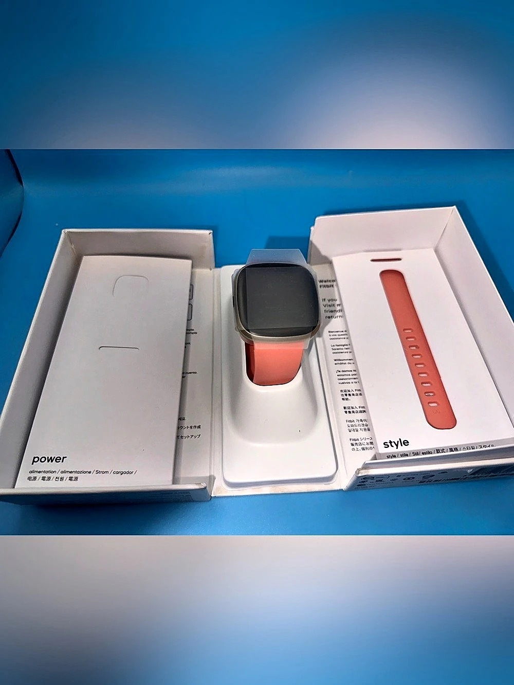 Fitbit Versa 3 Pink GPS Smartwatch Like New